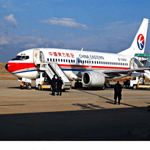 武夷山航空运输航空快运业稳步发展的原因是什么？